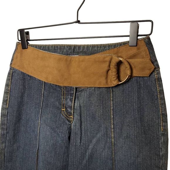 Jordache Blue and Brown Flare Jeans - Picture 3 of 12